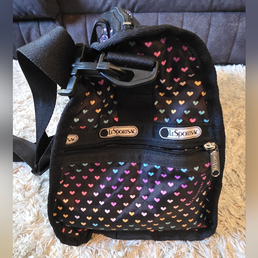 LeSportsac Hearts Weekender Bag - Picture 6 of 6